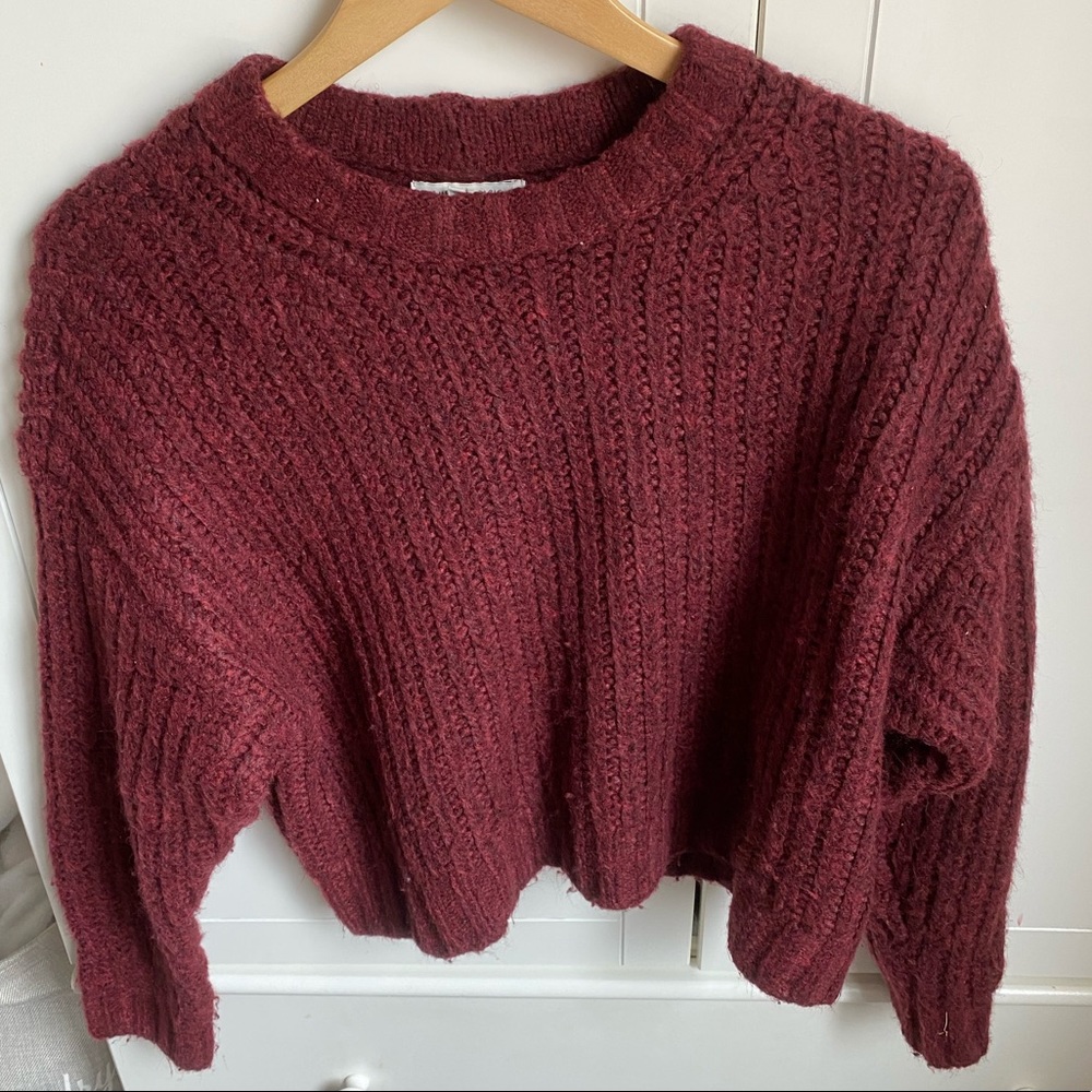 American Eagle Sweater